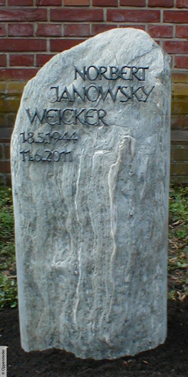 Natürlicher Felsengrabstein